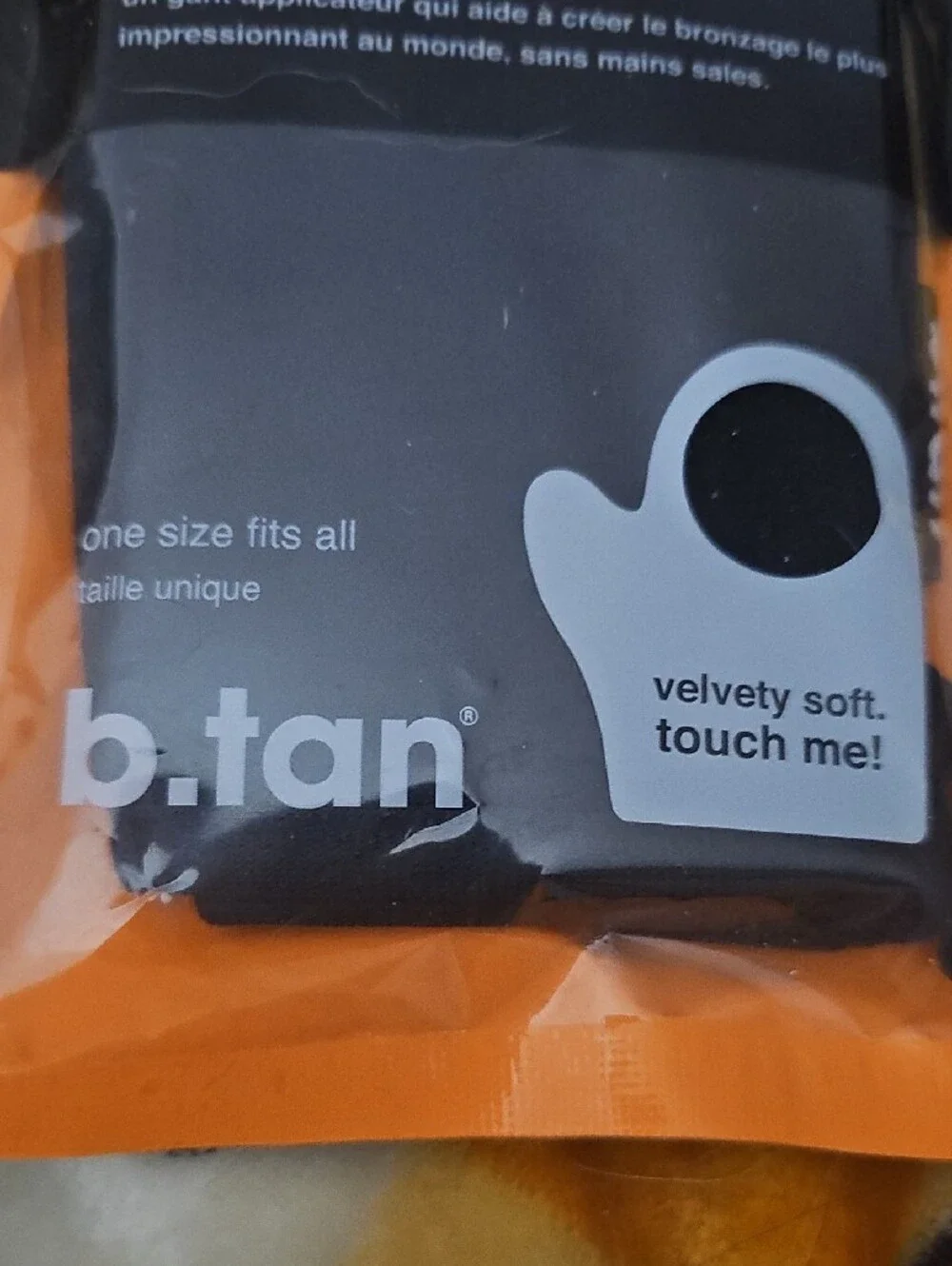 b.tan Black Tan Applicator Mitt - Velvet Touch